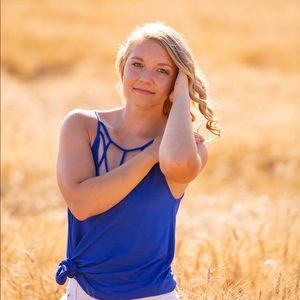 Meet your Posher, Alexis